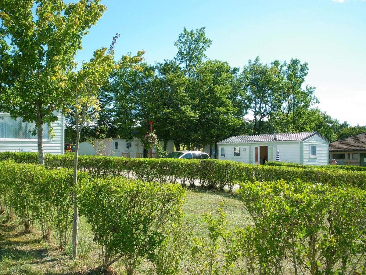 Camping Du Pontis Verteillac Exteriör bild