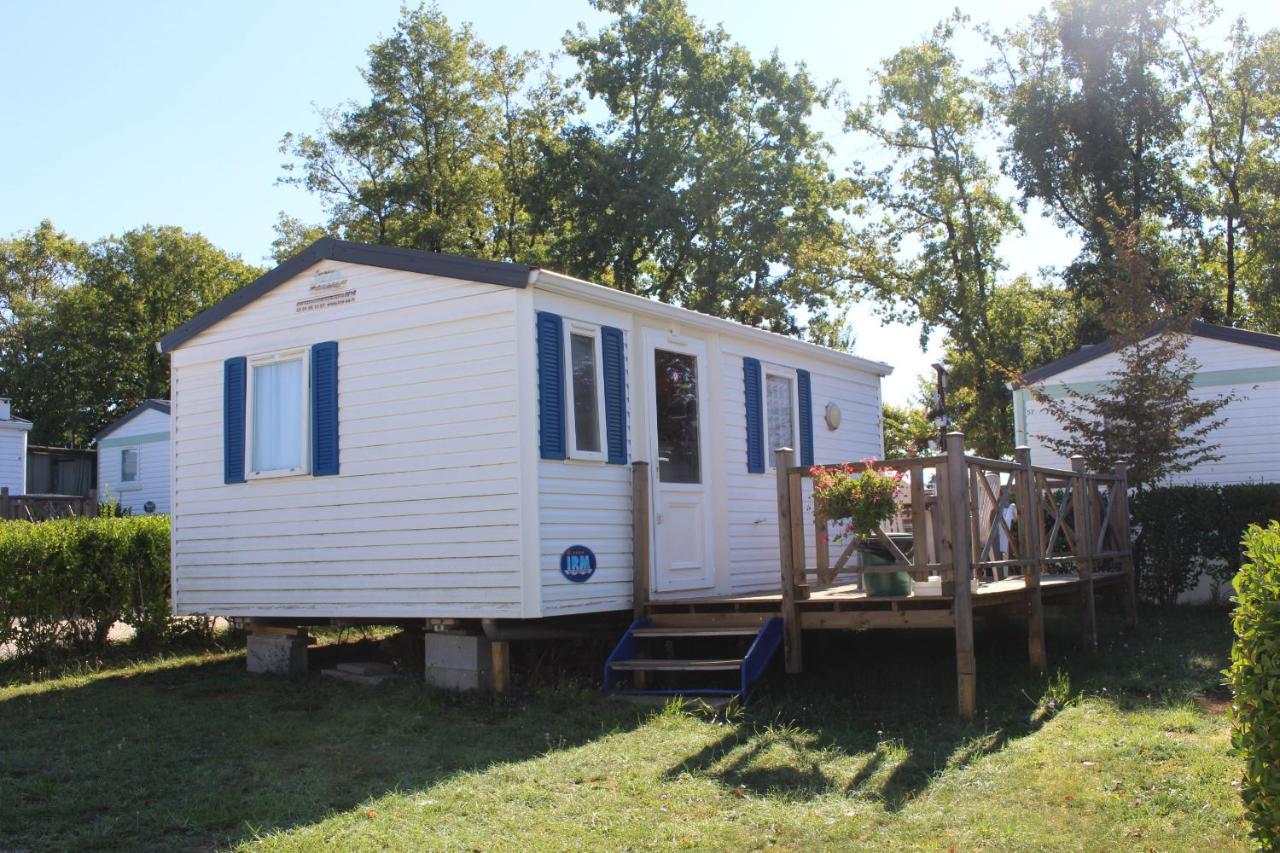 Camping Du Pontis Verteillac Exteriör bild