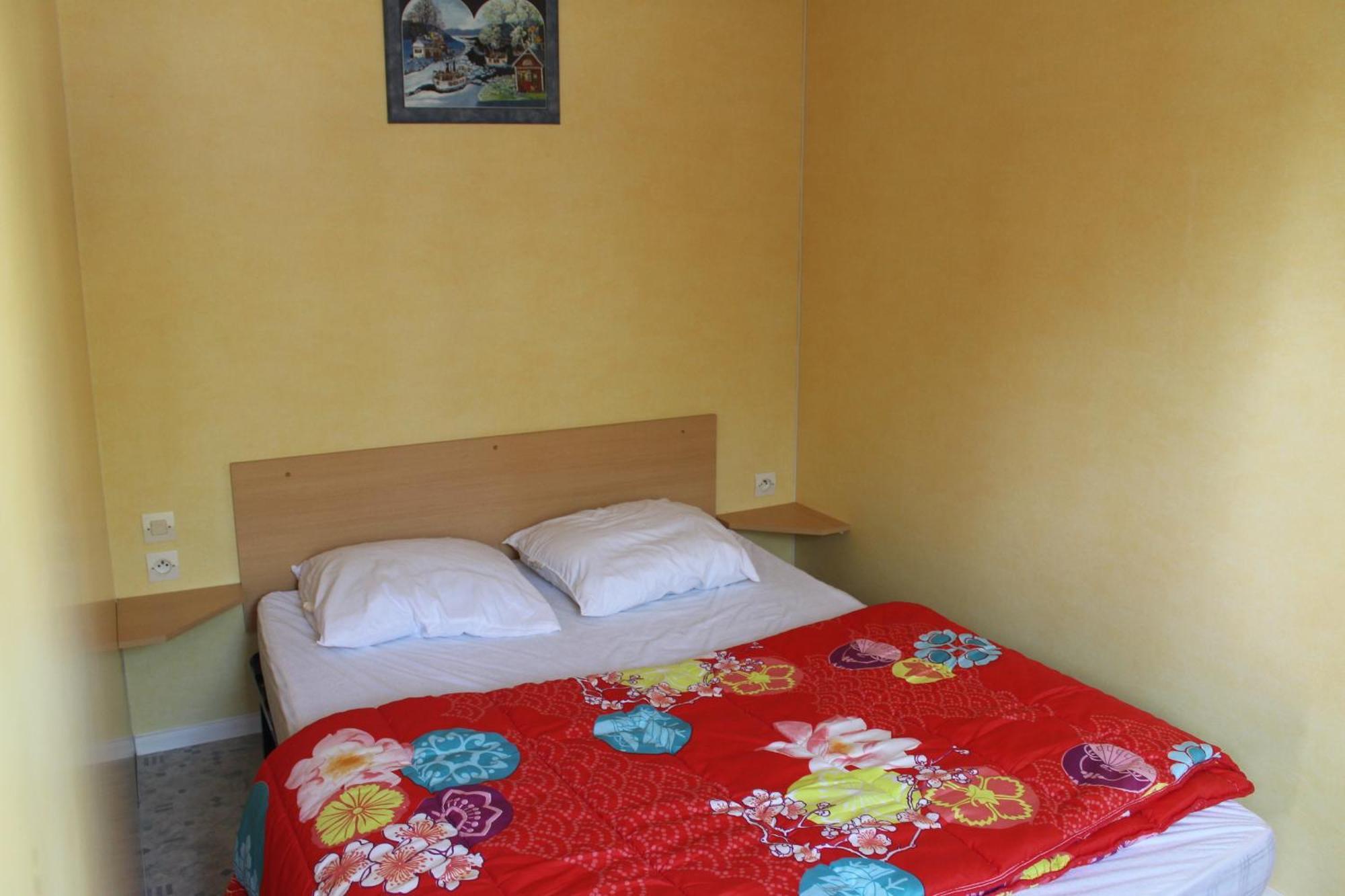 Camping Du Pontis Verteillac Exteriör bild