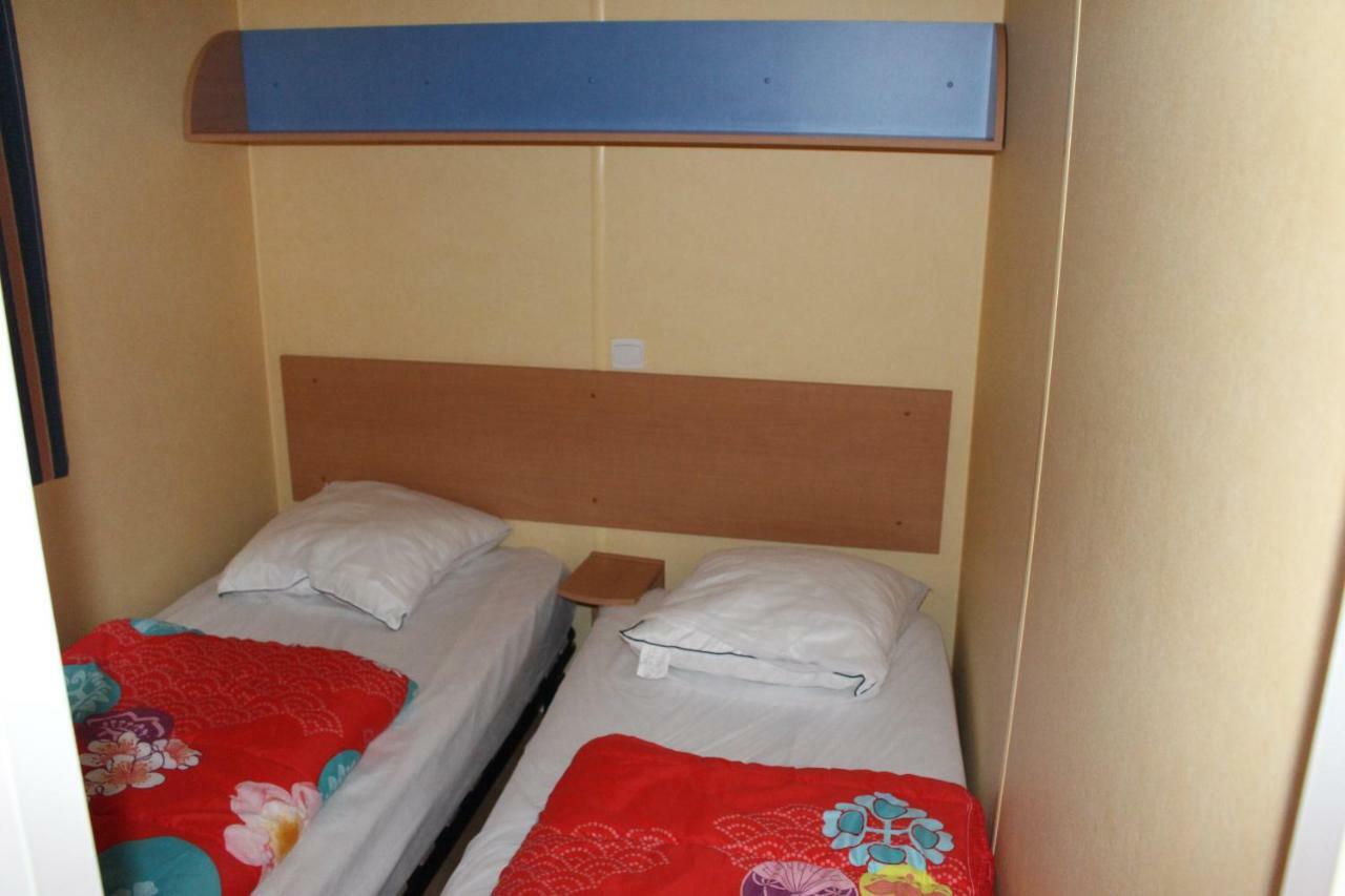 Camping Du Pontis Verteillac Exteriör bild