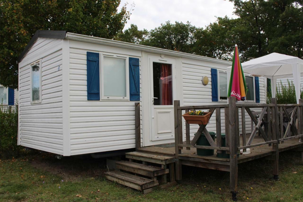 Camping Du Pontis Verteillac Exteriör bild