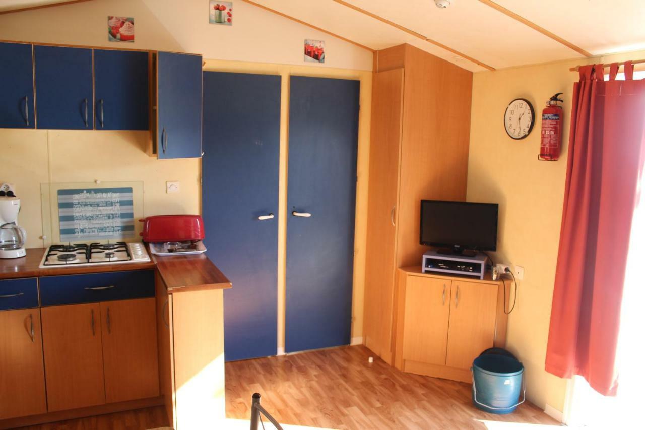 Camping Du Pontis Verteillac Exteriör bild