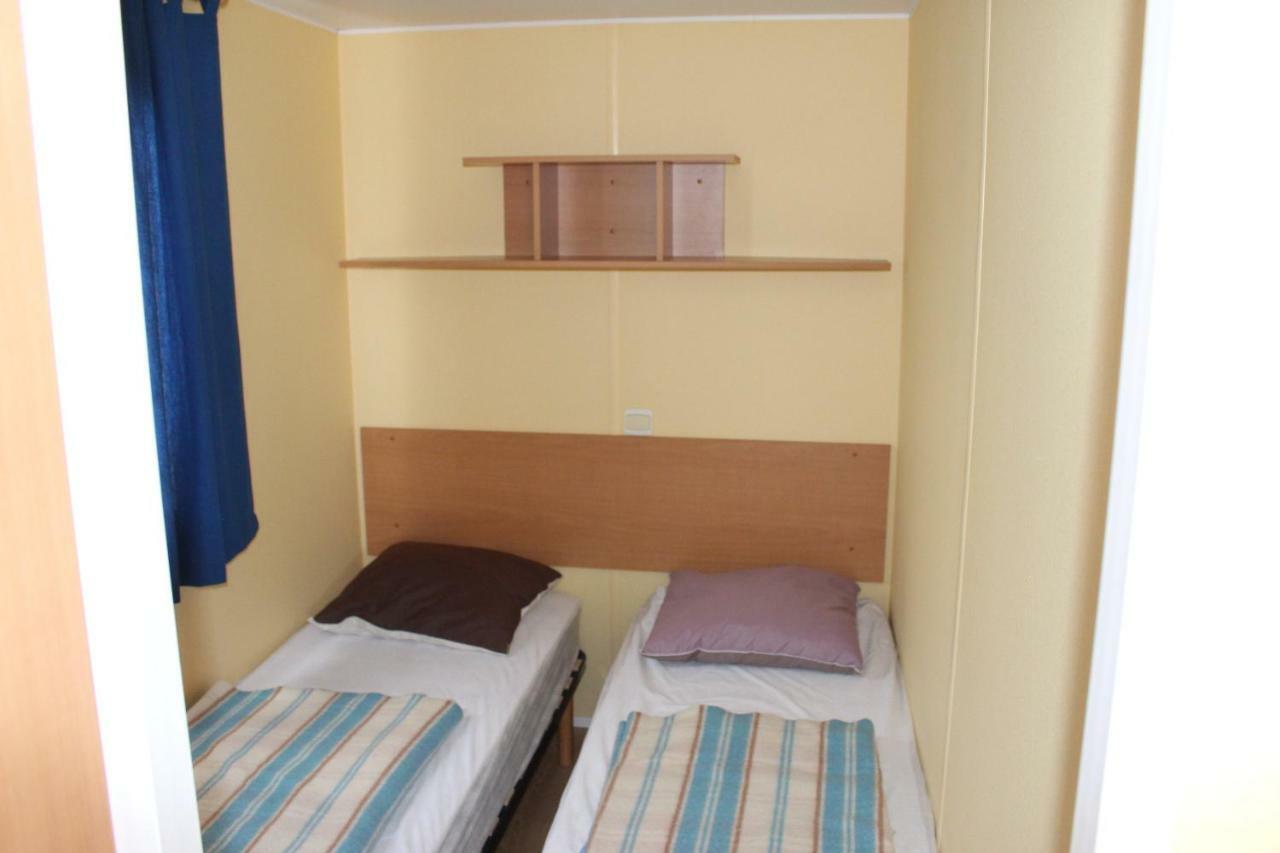 Camping Du Pontis Verteillac Exteriör bild