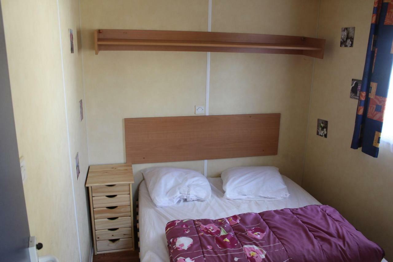 Camping Du Pontis Verteillac Exteriör bild